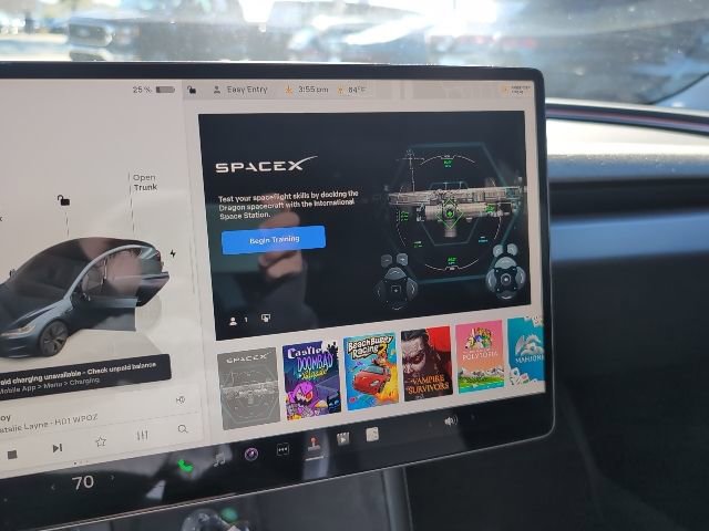 Used 2025 Tesla Model 3 Long Range image 19