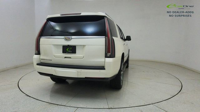 Used 2015 Cadillac Escalade Luxury RWD image 71
