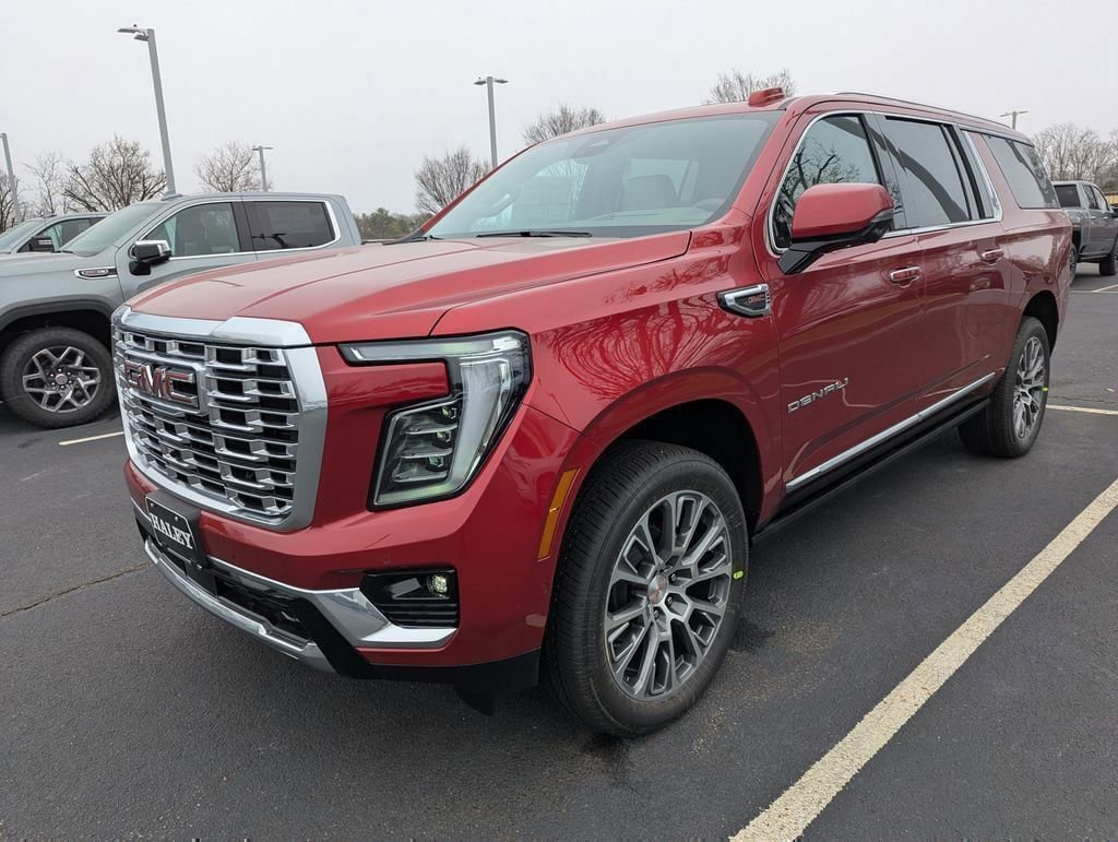 New 2026 GMC Yukon XL Denali w/ Sun & Power Step Package AWD/4WD image 4