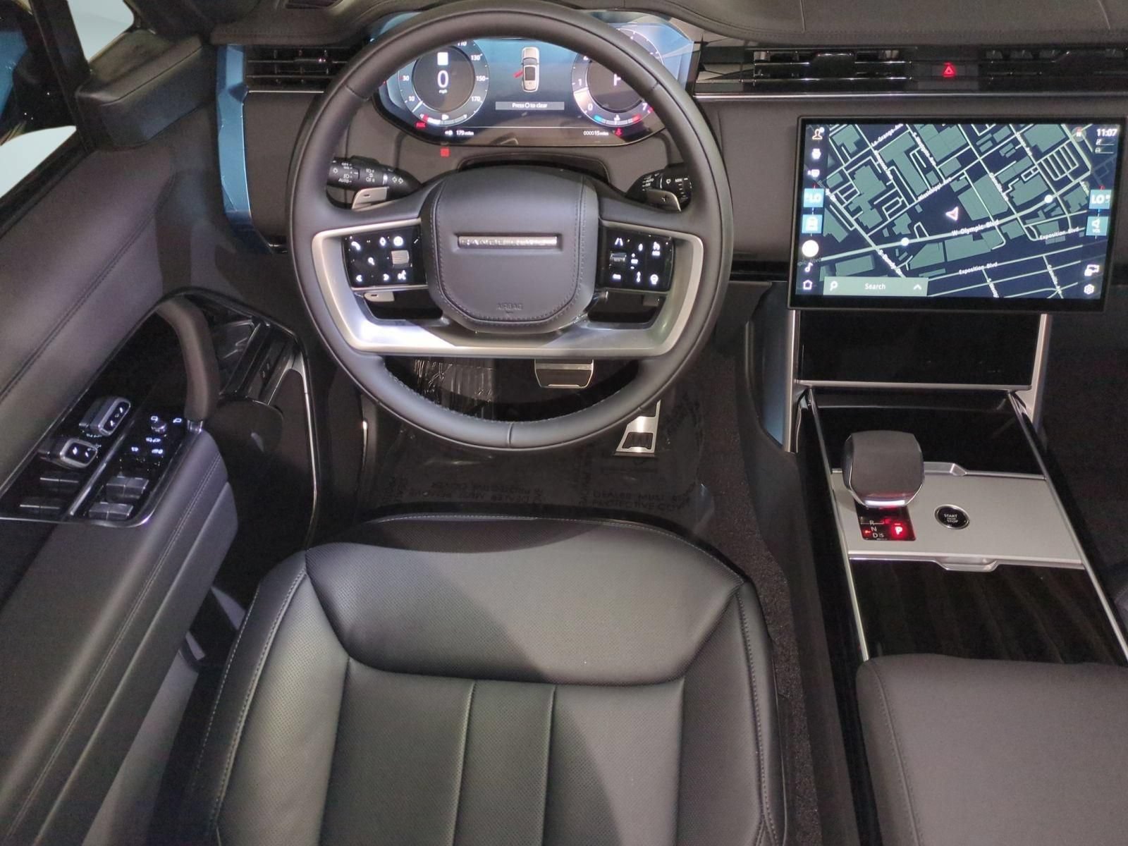 New 2026 Land Rover Range Rover Long Wheelbase SE AWD/4WD image 27
