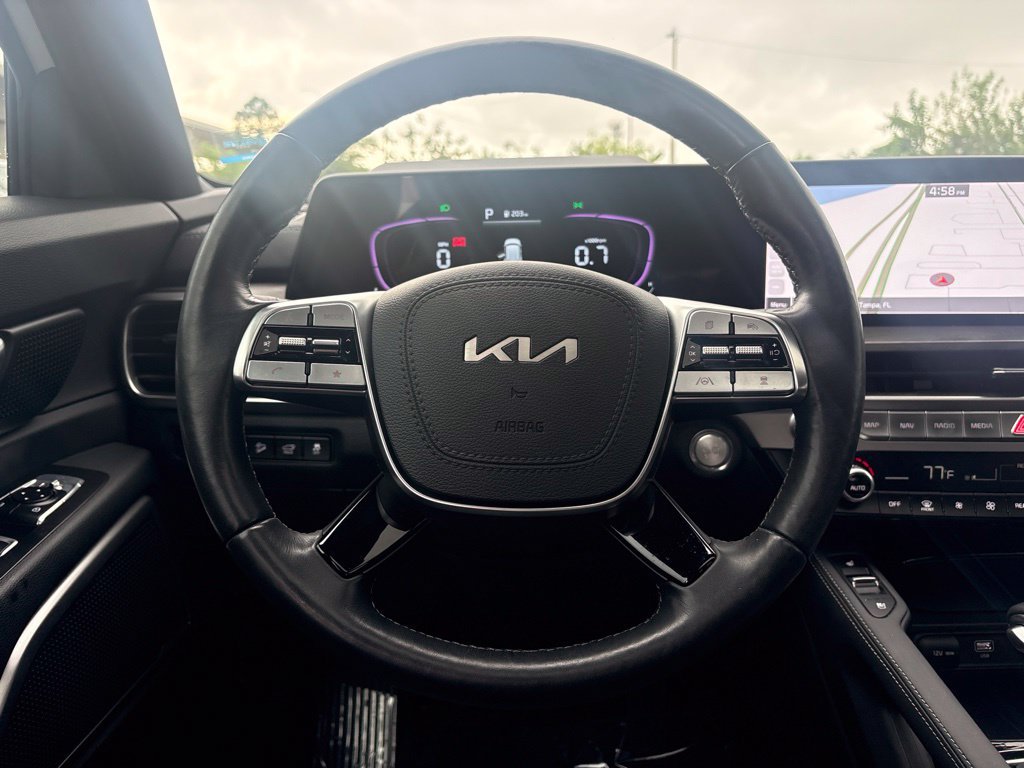 Used 2025 Kia Telluride AWD image 24