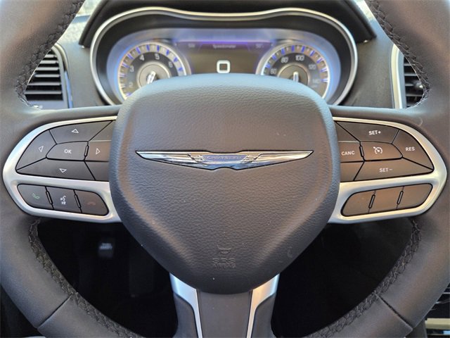 Certified 2023 Chrysler 300 Touring image 33