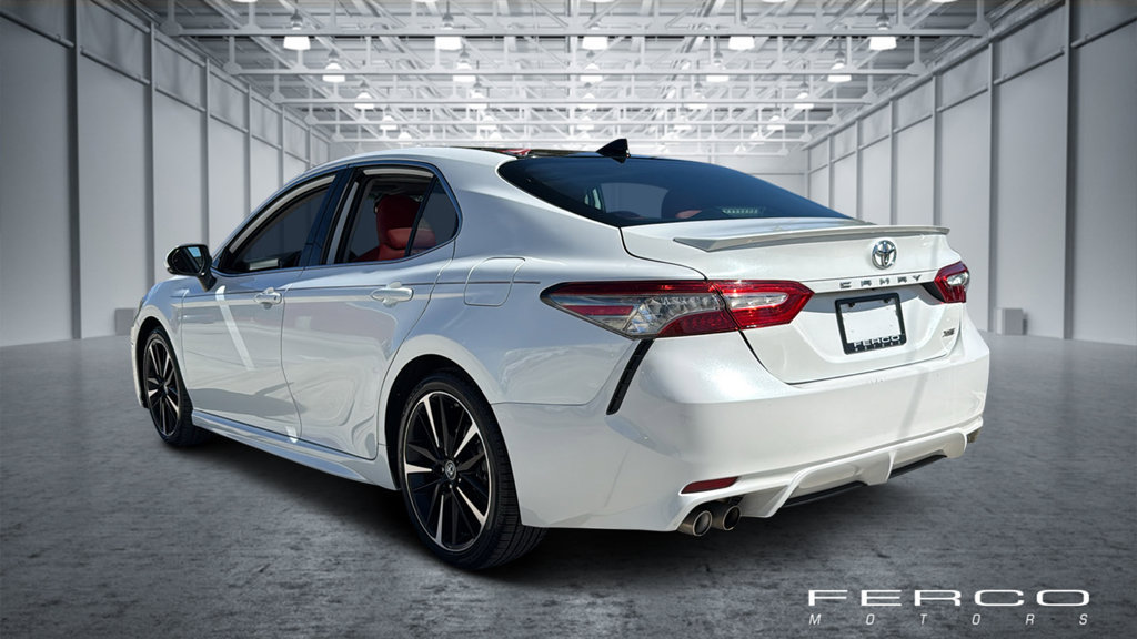 Used 2019 Toyota Camry XSE FWD image 3