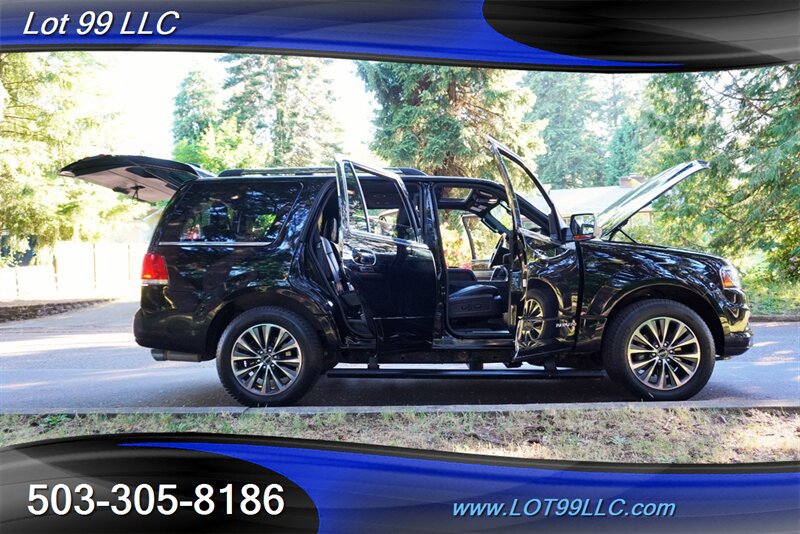 Used 2017 Lincoln Navigator Select AWD/4WD image 31