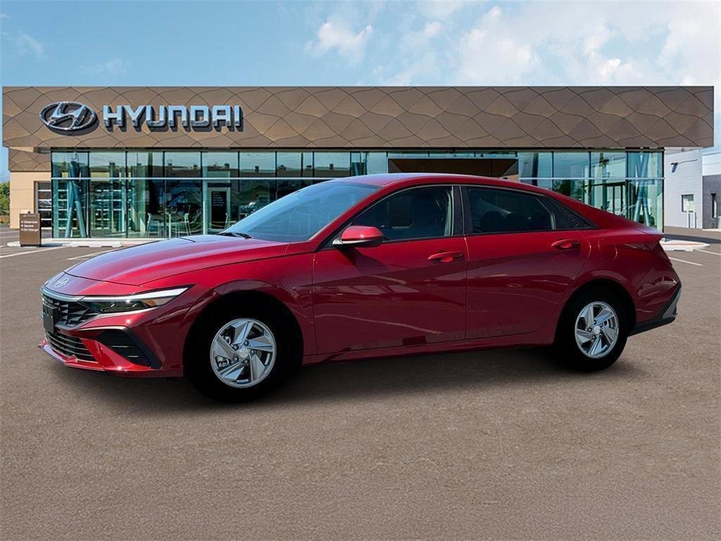 New 2025 Hyundai Elantra SE video 2