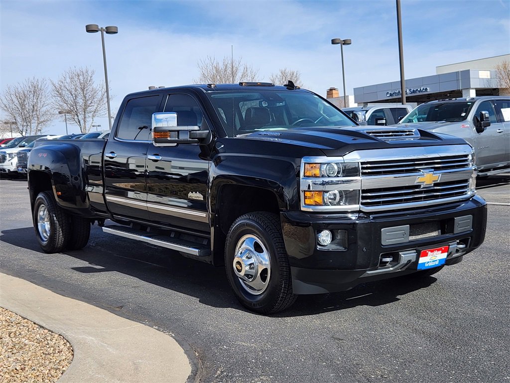 Used 2017 Chevrolet Silverado 3500 High Country w/ Duramax Plus Package image 4