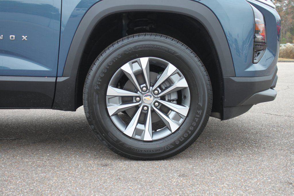 New 2026 Chevrolet Equinox LT w/ Convenience Package II image 4