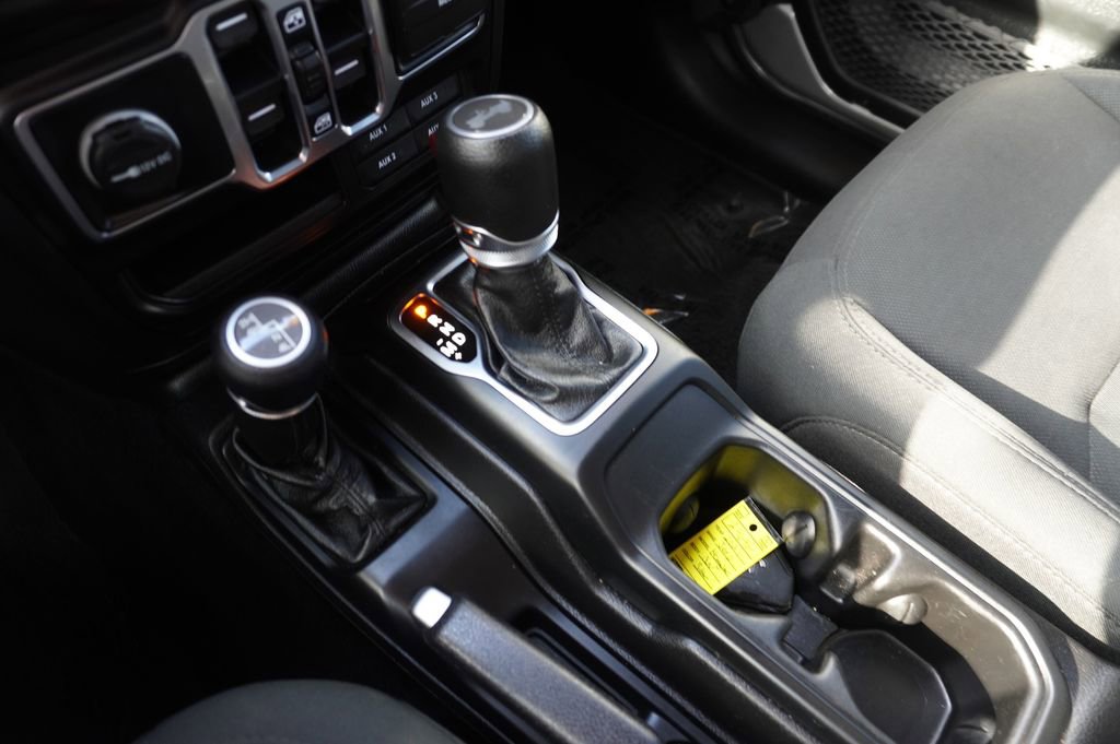 Used 2021 Jeep Wrangler Unlimited Sport image 19