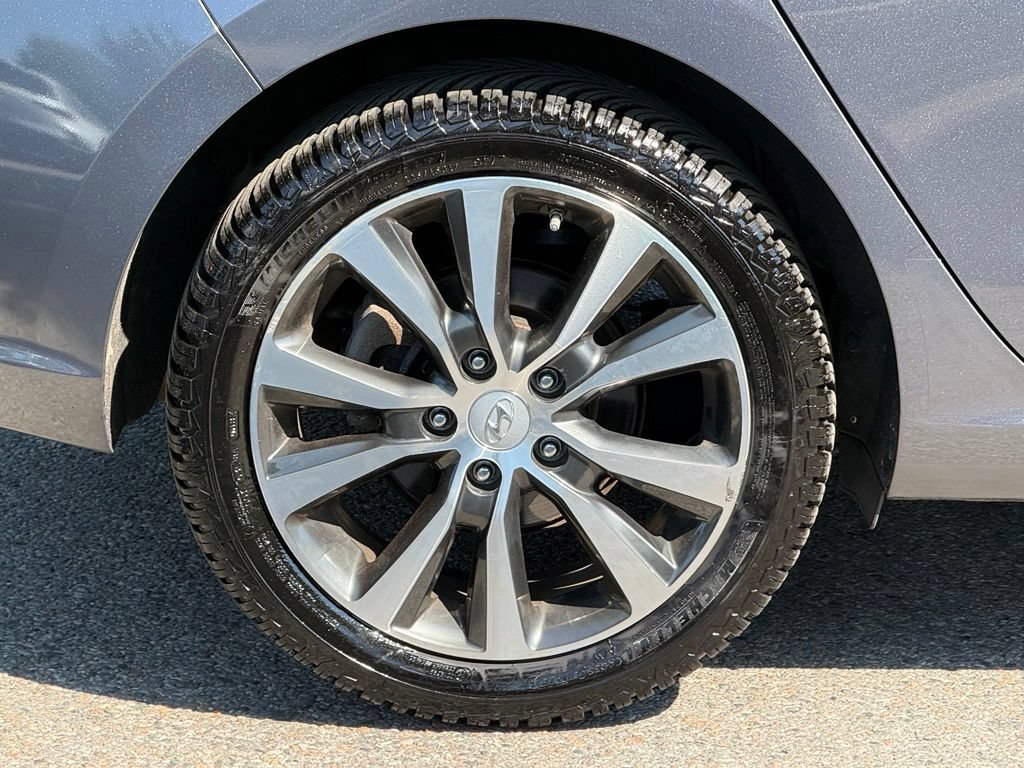 Used 2018 Hyundai Elantra GT w/ Style Package 02 FWD image 6