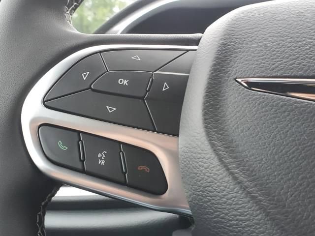 New 2026 Chrysler Pacifica Select image 13