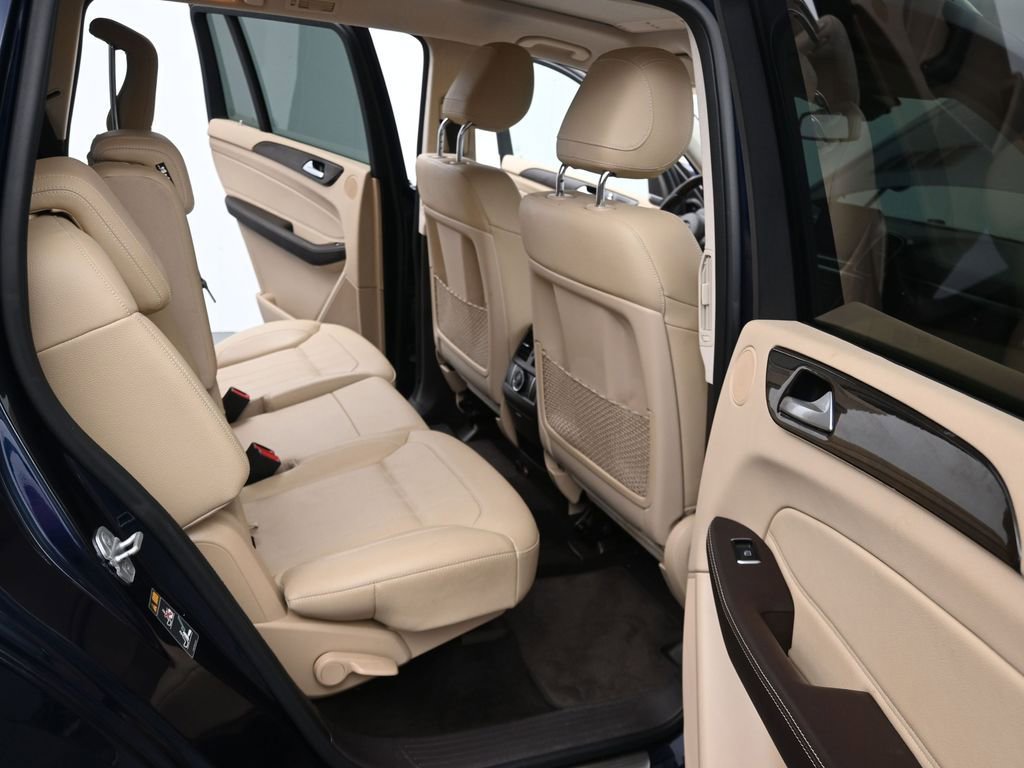 Used 2017 Mercedes-Benz GLS 450 4MATIC image 15