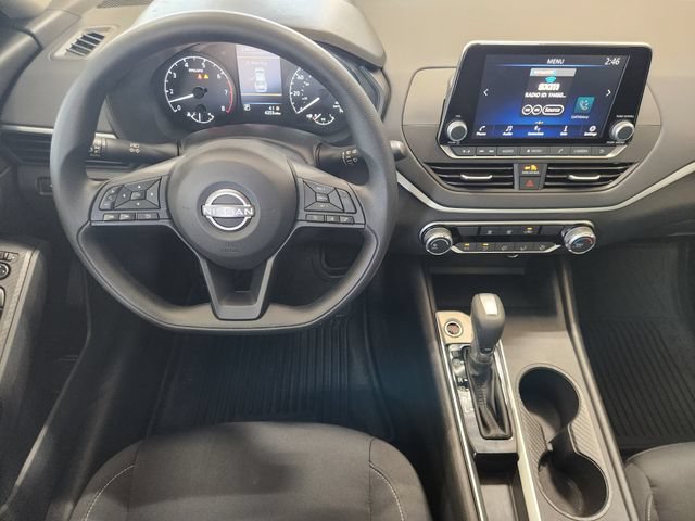 Used 2025 Nissan Altima 2.5 S FWD image 28