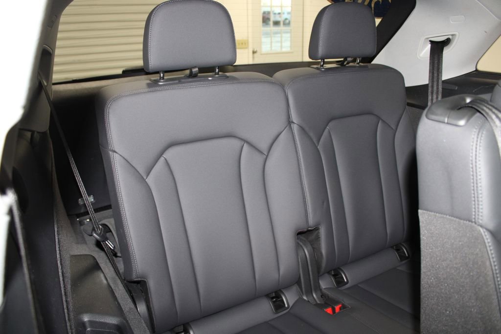 Used 2023 Audi Q7 3.0T Premium Plus image 33