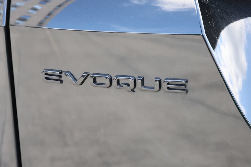 Certified 2026 Land Rover Range Rover Evoque Dynamic SE AWD/4WD image 6