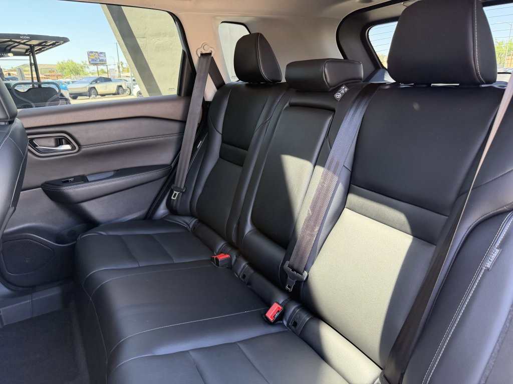 Used 2022 Nissan Rogue SL FWD image 32