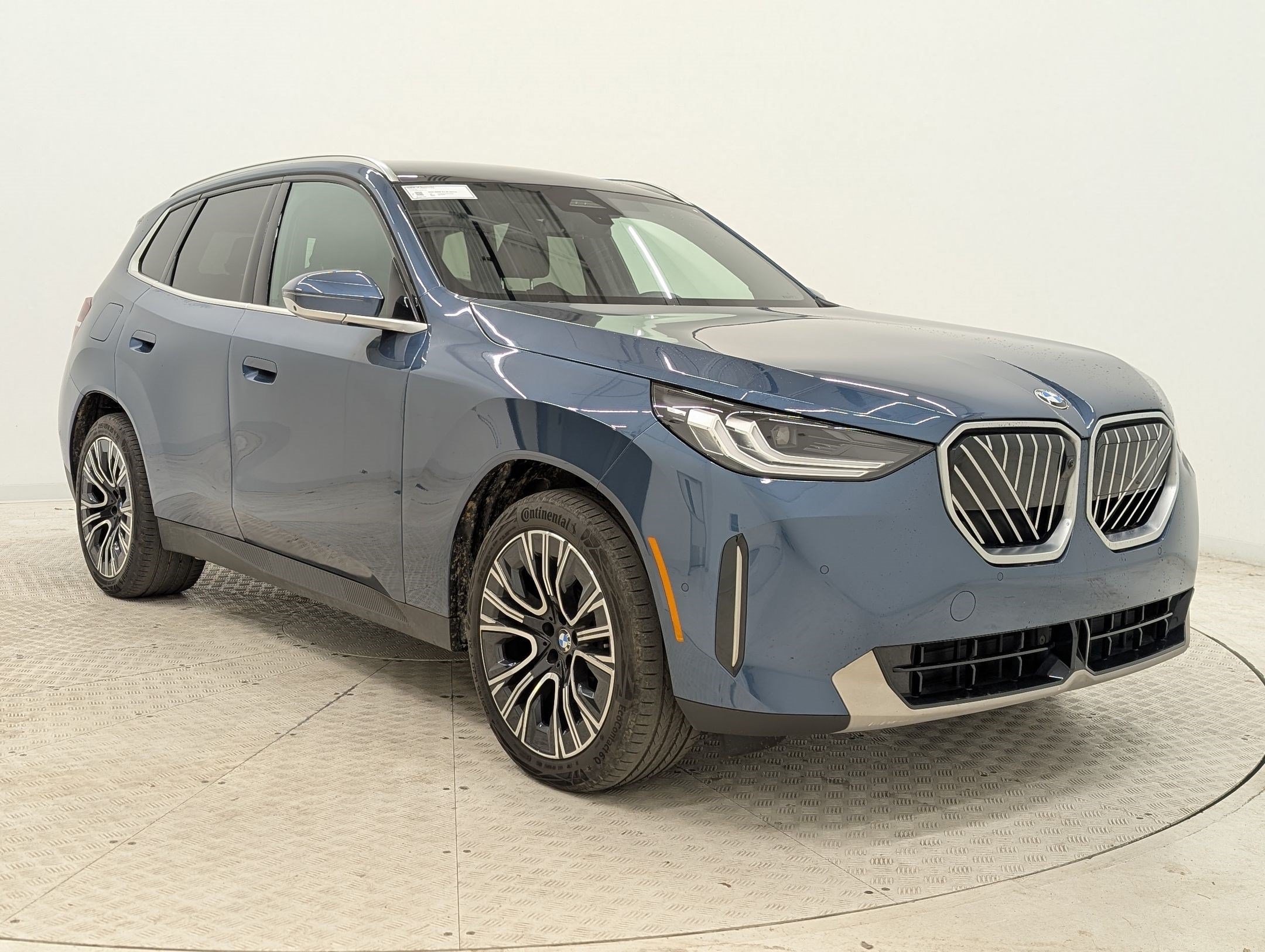 Used 2025 BMW X3 xDrive30i w/ Premium Package AWD/4WD image 7