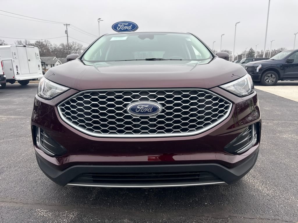 Used 2023 Ford Edge SEL w/ Convenience Package image 3