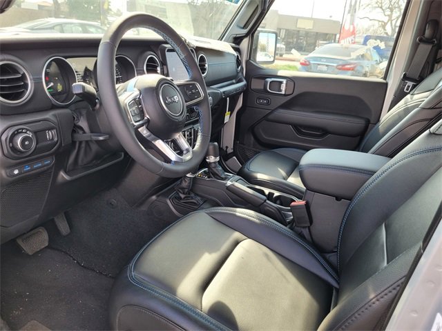 New 2023 Jeep Wrangler Unlimited Rubicon 4xe w/ Steel Bumper Group image 2