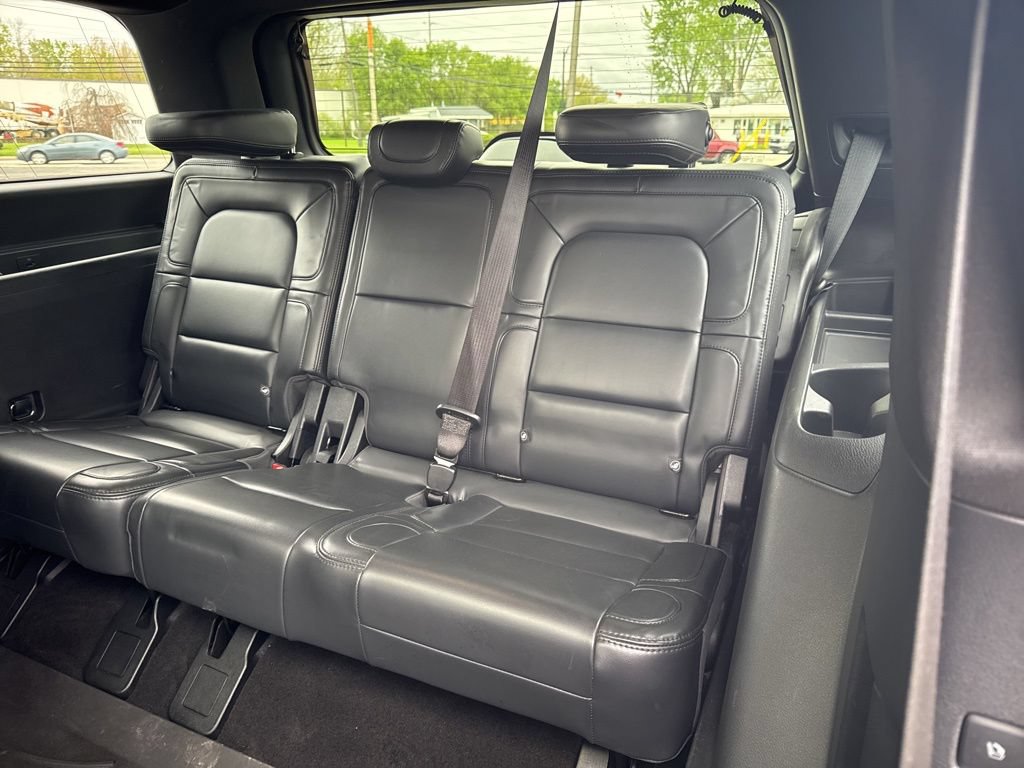 Used 2022 Lincoln Navigator Reserve AWD/4WD image 36