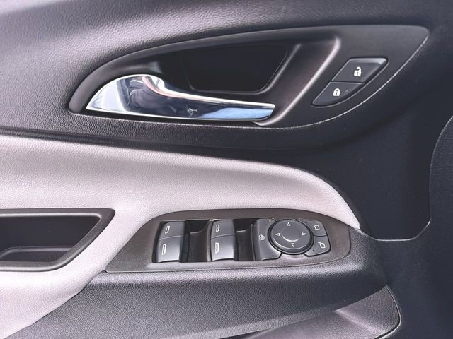 Used 2023 Chevrolet Equinox LS w/ LS Convenience Package image 22