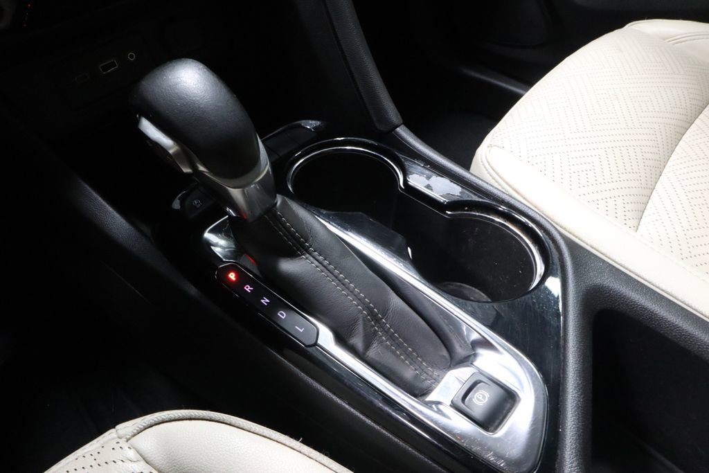 Used 2023 Buick Encore GX Essence w/ Experience Buick Package image 33