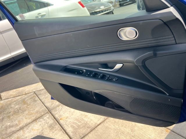 Certified 2024 Hyundai Elantra SEL w/ Convenience Package FWD image 15