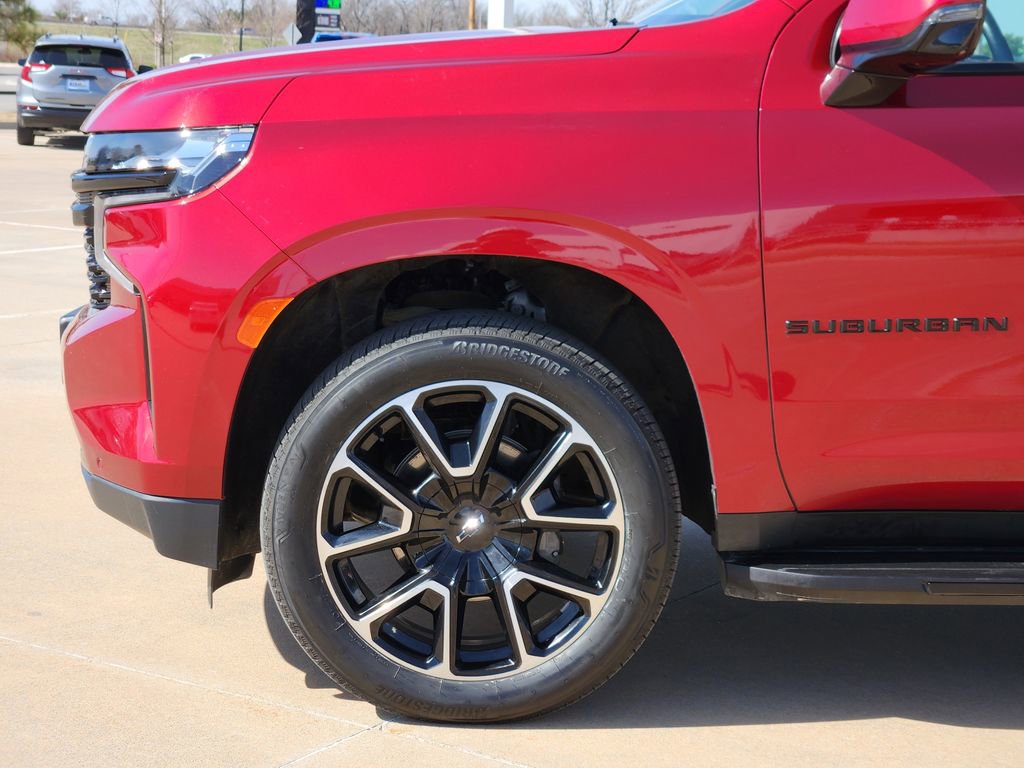 Used 2024 Chevrolet Suburban RST w/ Luxury Package image 11