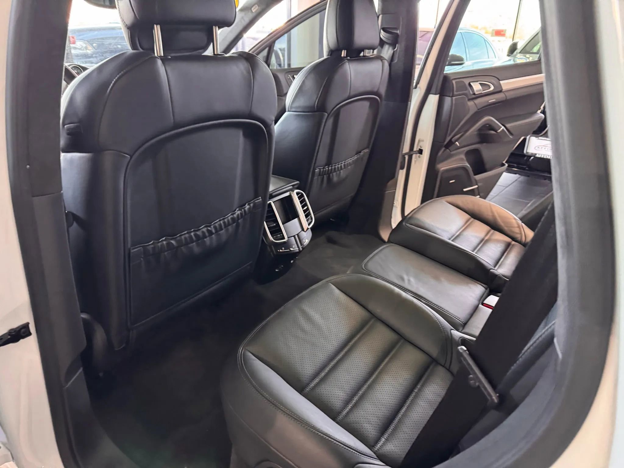 Used 2016 Porsche Cayenne GTS image 19