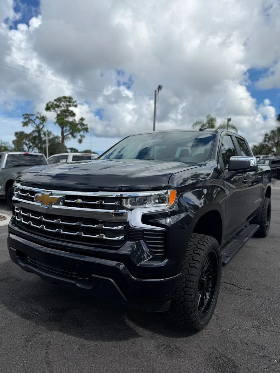 Used 2022 Chevrolet Silverado 1500 LT