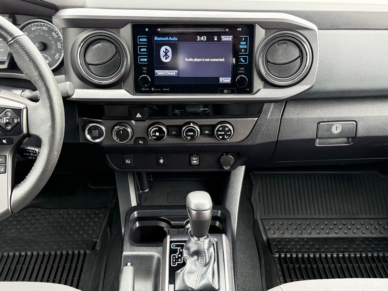 Used 2018 Toyota Tacoma TRD Off-Road image 20