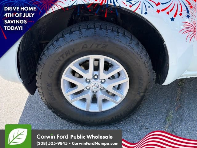 Used 2016 Nissan Frontier SV w/ SV Value Truck Package RWD image 8