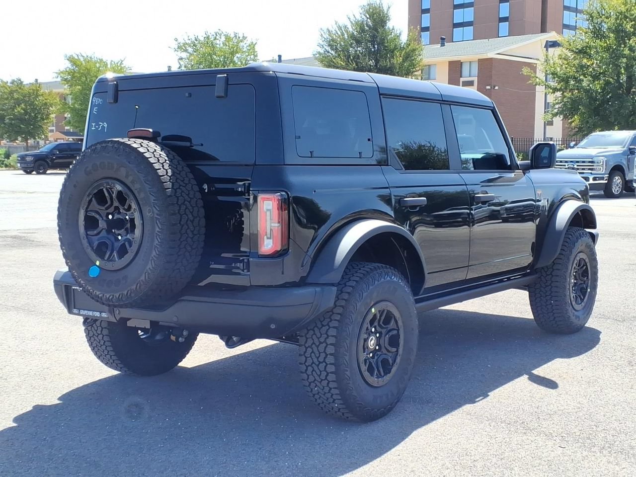 New 2026 Ford Bronco Badlands AWD/4WD image 4