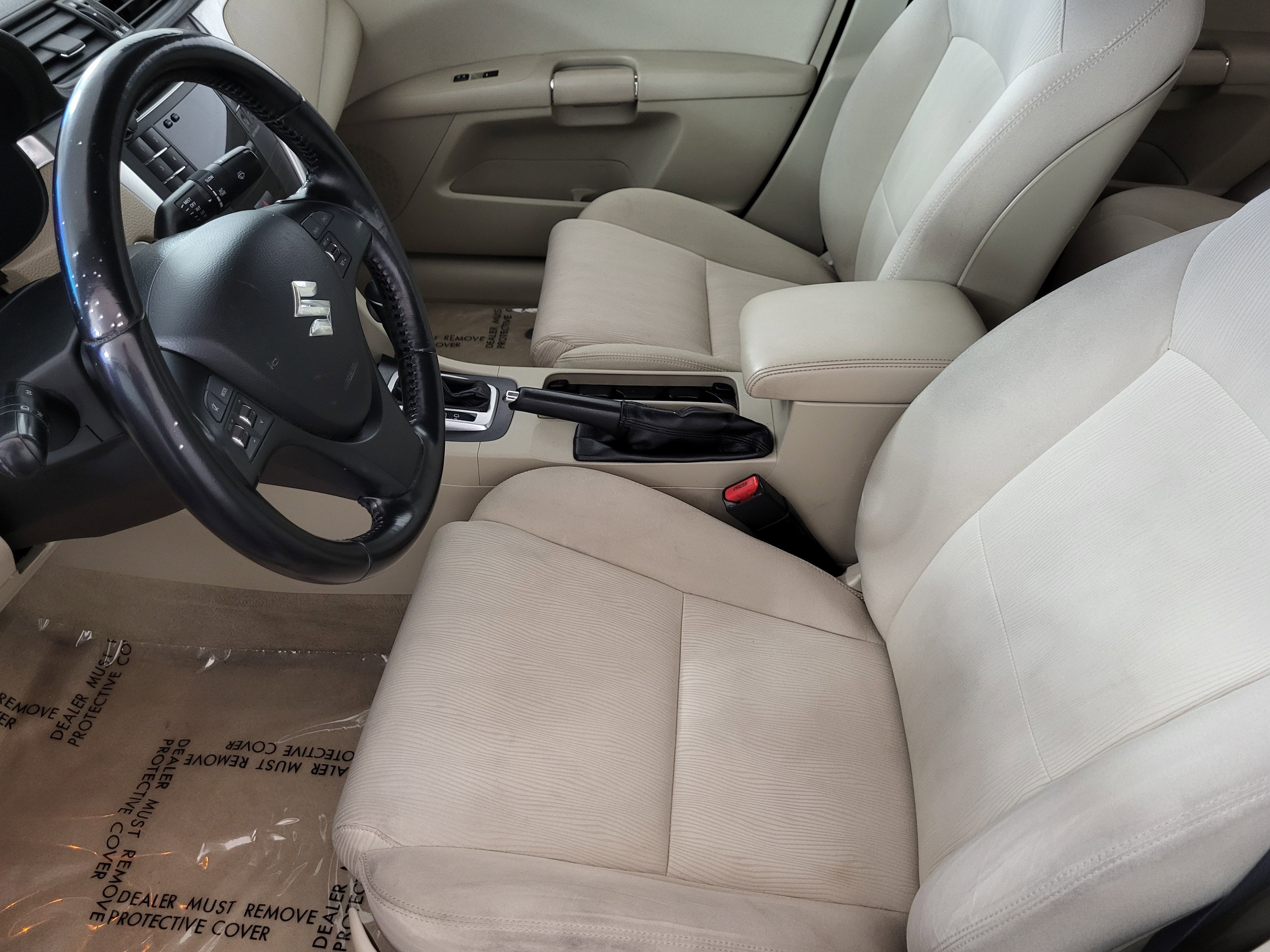 Used 2010 Suzuki Kizashi SE image 12