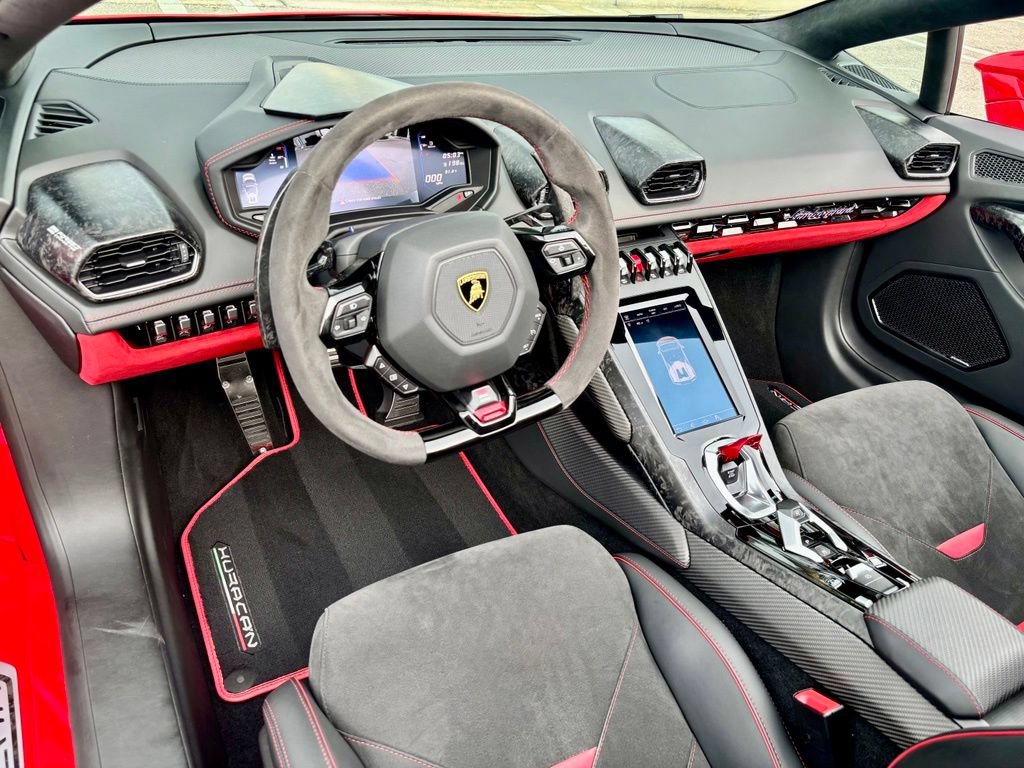 Used 2020 Lamborghini Huracan EVO AWD/4WD image 20