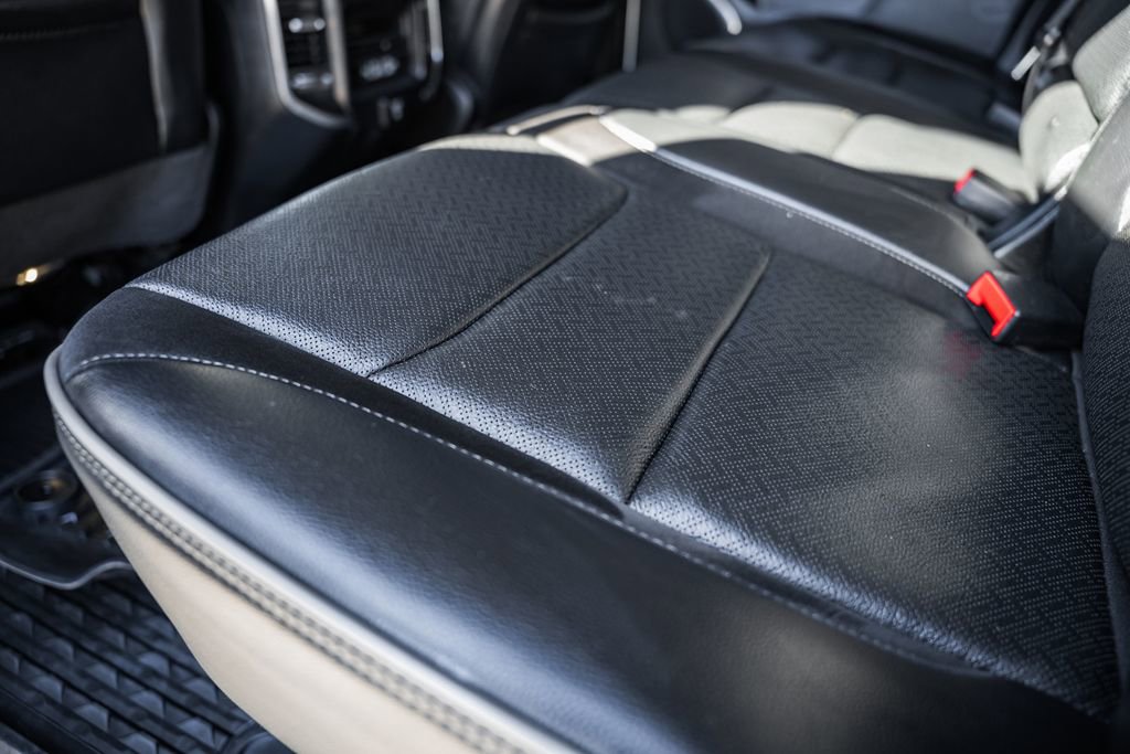 Certified 2021 RAM 1500 Laramie image 38