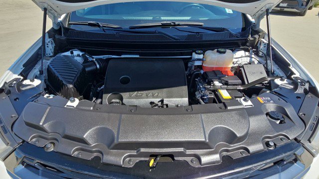 Used 2023 Chevrolet Traverse RS w/ LPO, Floor Liner Package FWD image 30
