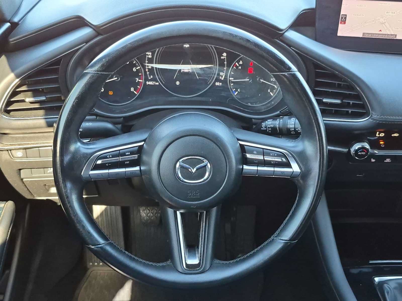 Used 2019 MAZDA MAZDA3 Hatchback w/ Premium Package FWD image 23