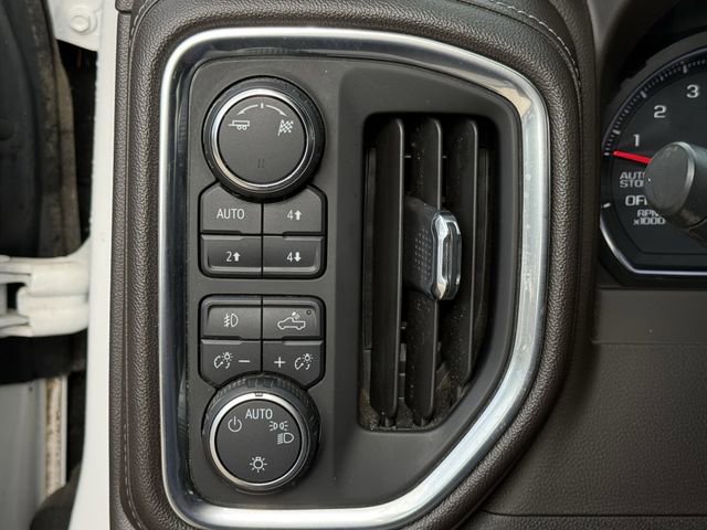 Used 2019 Chevrolet Silverado 1500 LT Trail Boss AWD/4WD image 23