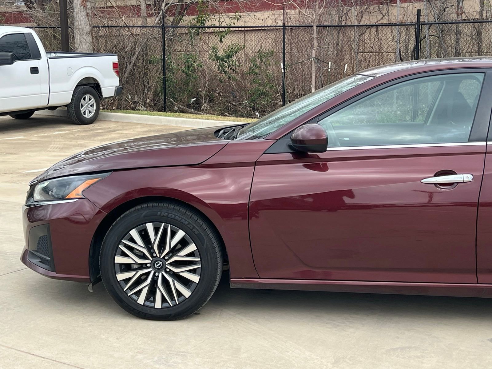 Used 2024 Nissan Altima 2.5 SV w/ SV Premium Package image 7