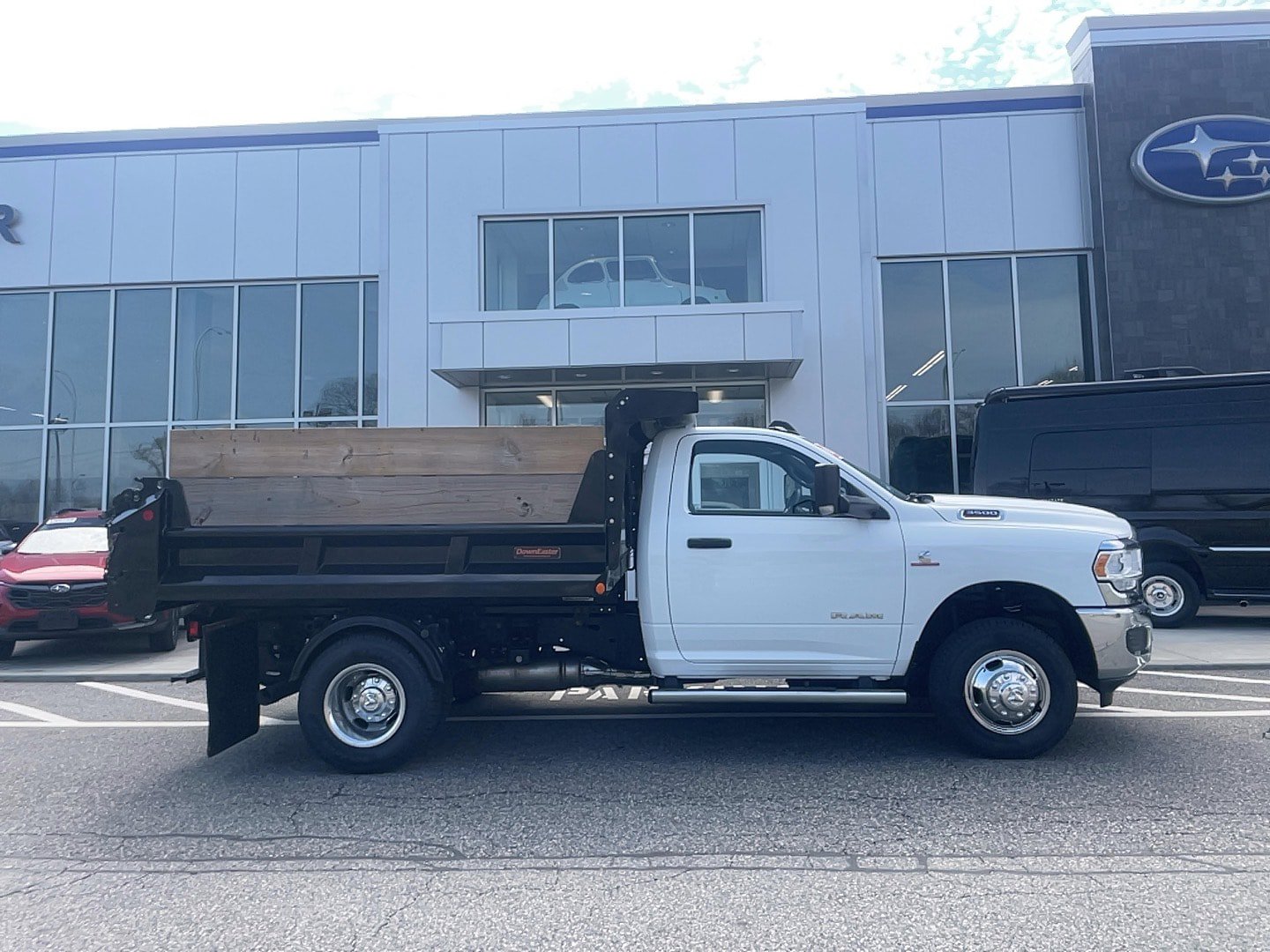 Used 2022 RAM 3500 Tradesman image 4
