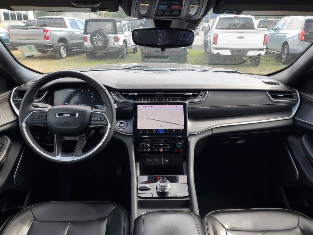 Used 2024 Jeep Grand Cherokee Limited 4xe image 27