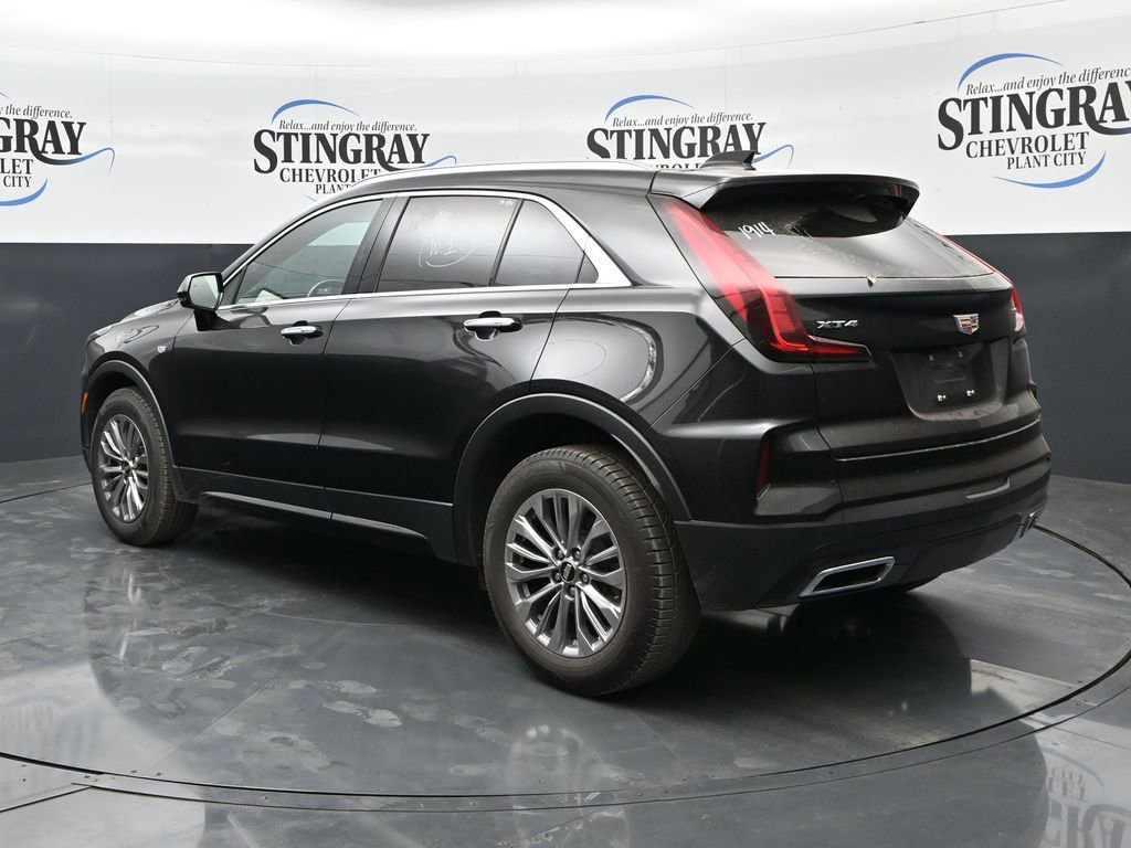 Used 2024 Cadillac XT4 Premium Luxury FWD image 5