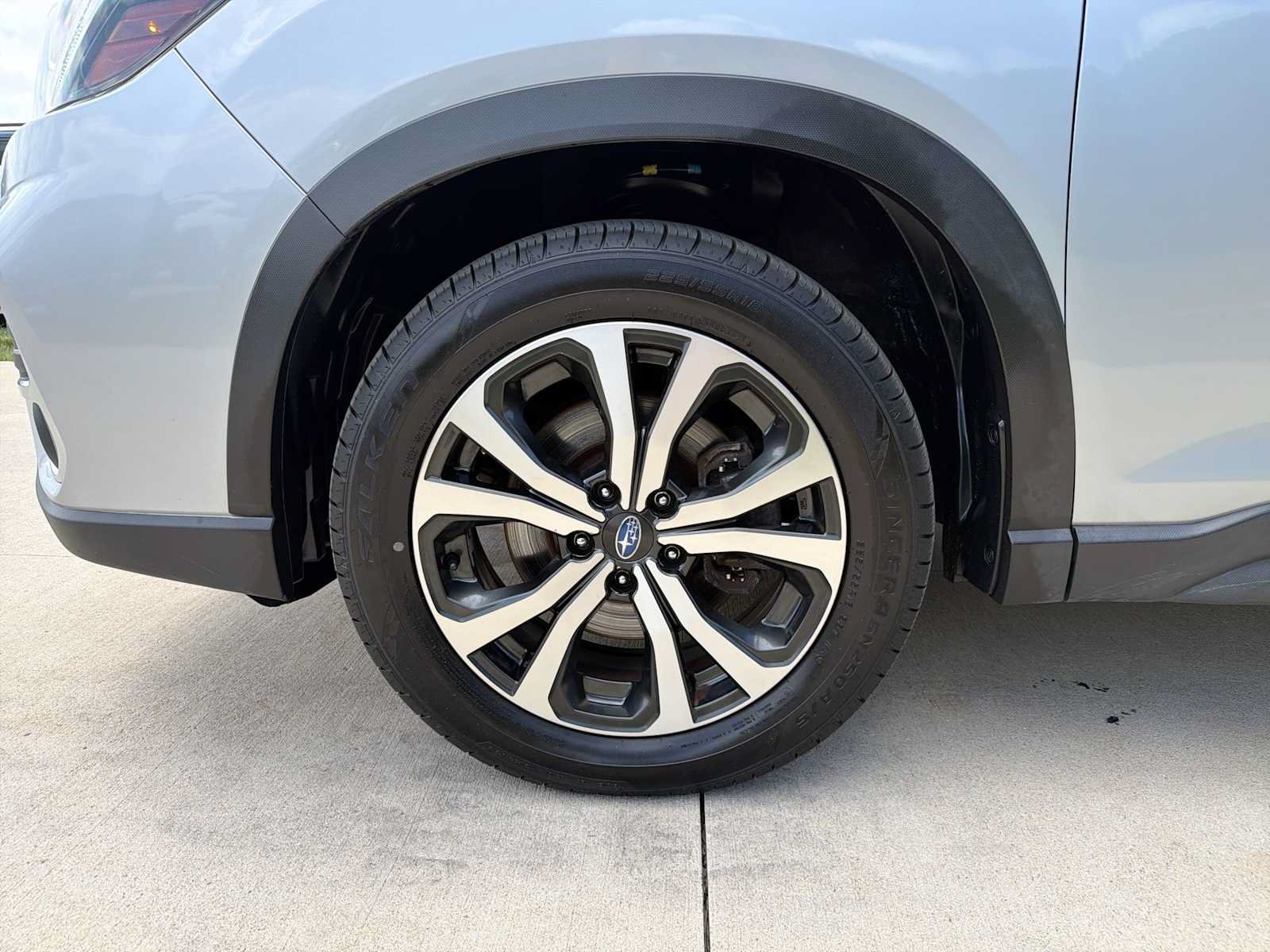 Used 2019 Subaru Forester Limited AWD/4WD image 10