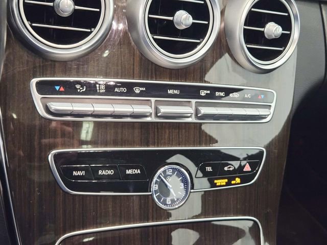 Used 2019 Mercedes-Benz C 300 4MATIC Sedan image 24