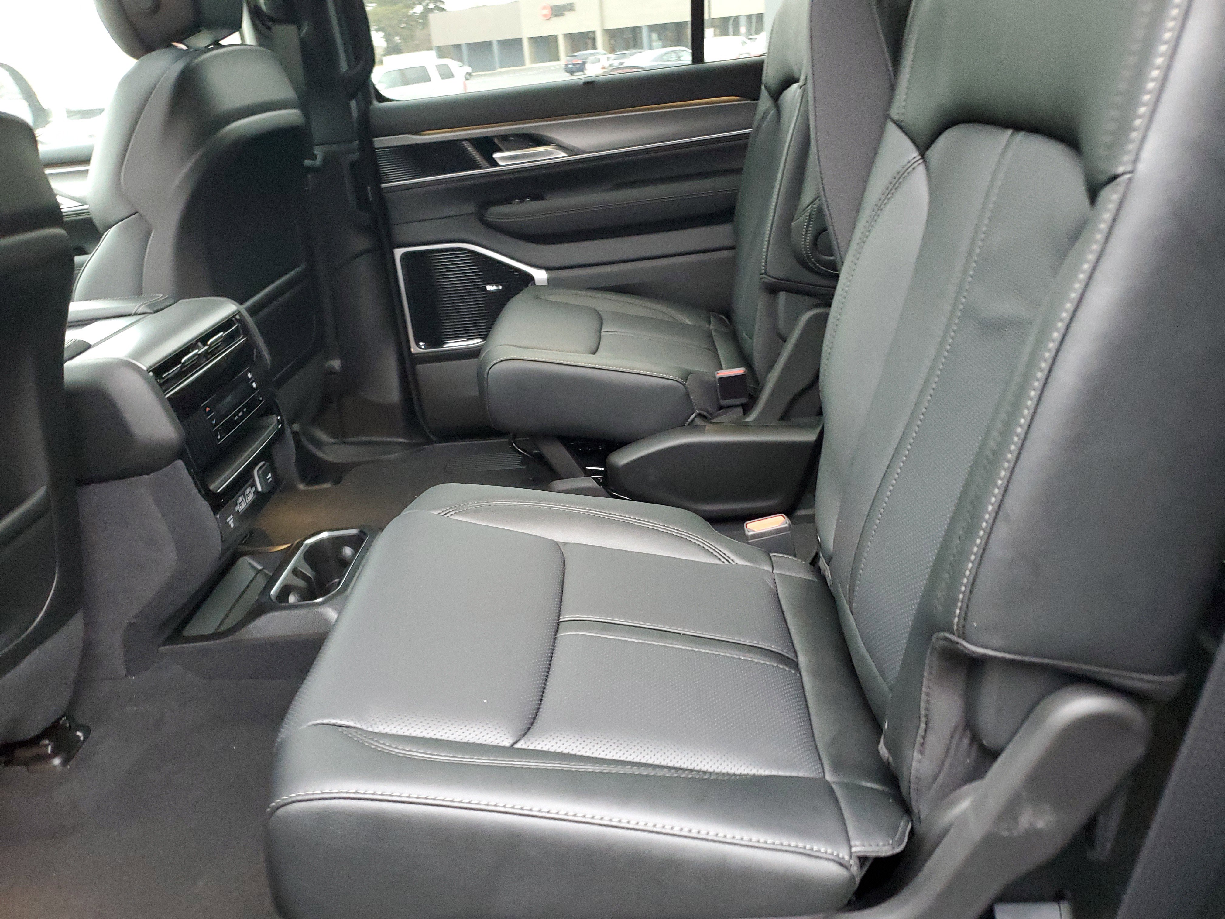 New 2026 Jeep Grand Wagoneer L Limited image 24