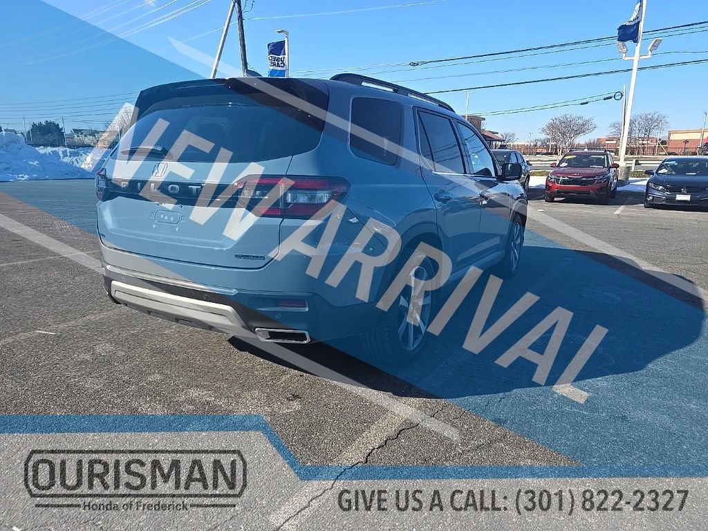 Used 2023 Honda Pilot Touring image 8