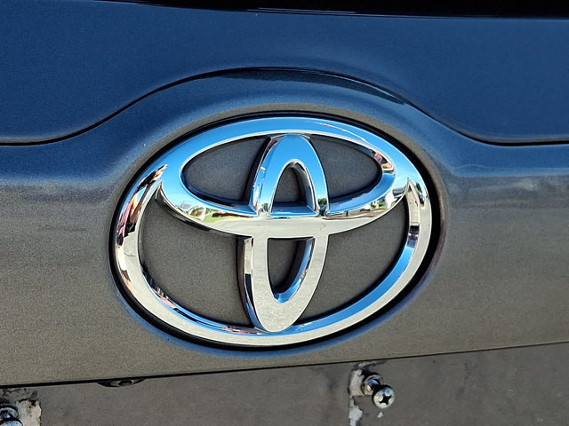 Used 2018 Toyota Highlander Limited AWD/4WD image 37