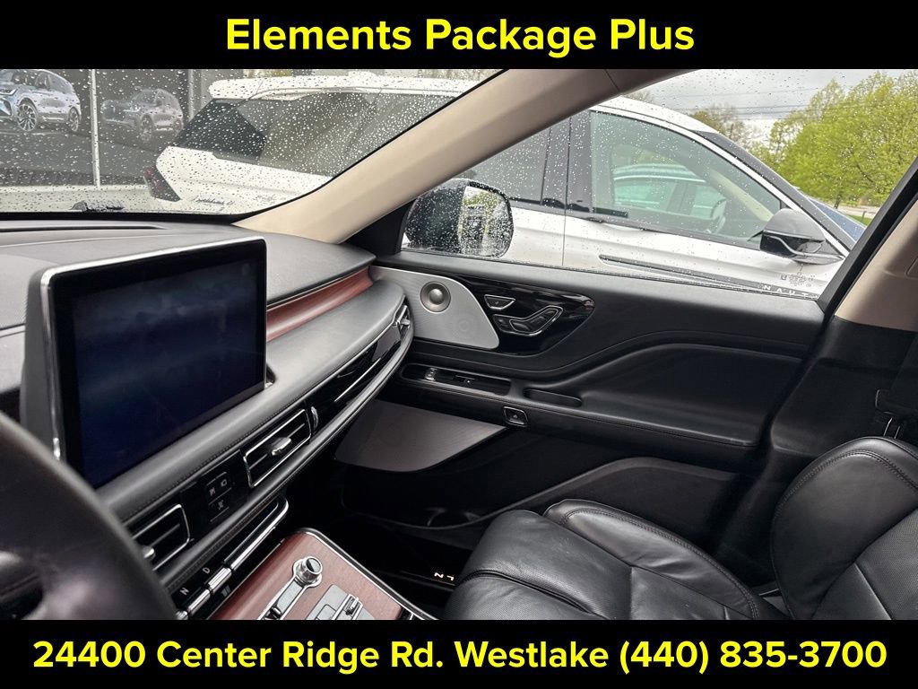 Used 2023 Lincoln Aviator Reserve w/ Equipment Group 201A AWD/4WD image 13