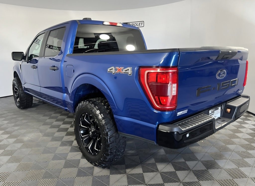 Used 2023 Ford F150 XLT image 3