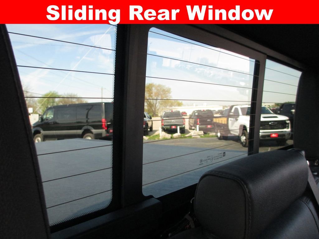 Used 2023 GMC Sierra 1500 AT4 w/ Technology Package image 27